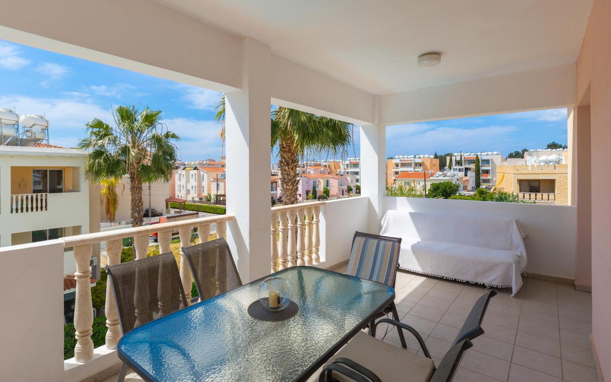 Beautiful 2 Bed Apartment In Paphos Cyprus Eksteriør billede