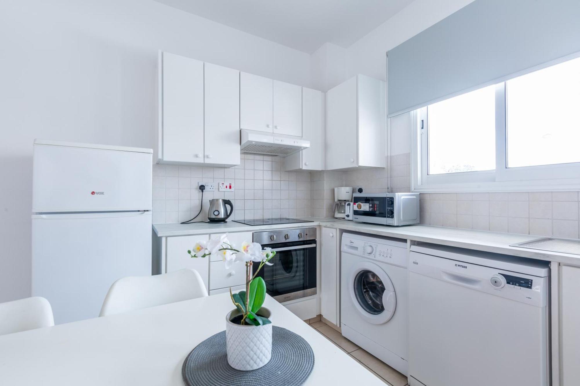 Beautiful 2 Bed Apartment In Paphos Cyprus Eksteriør billede
