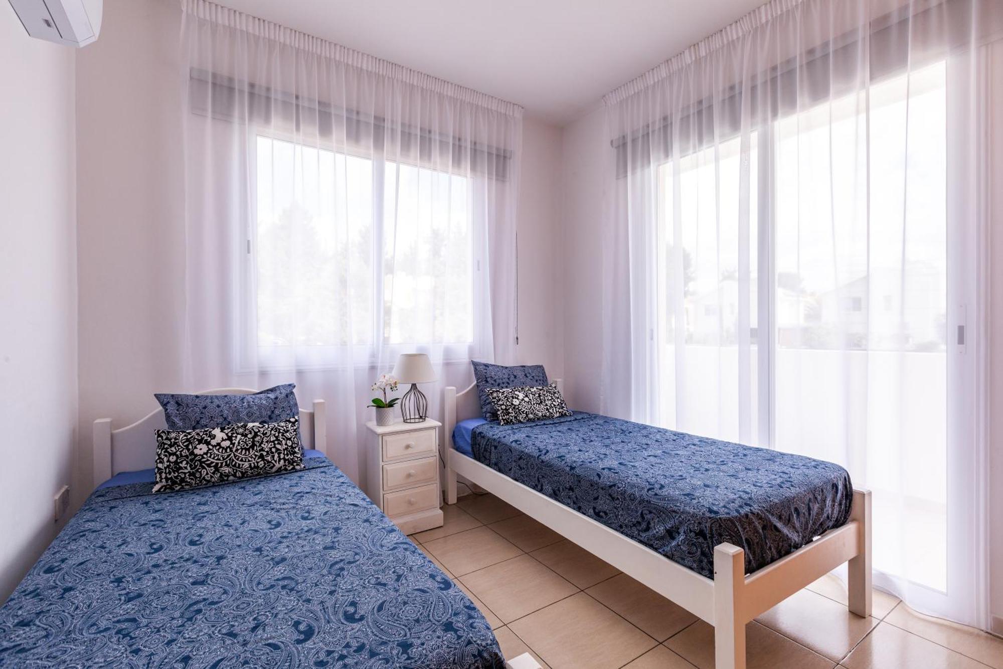 Beautiful 2 Bed Apartment In Paphos Cyprus Eksteriør billede
