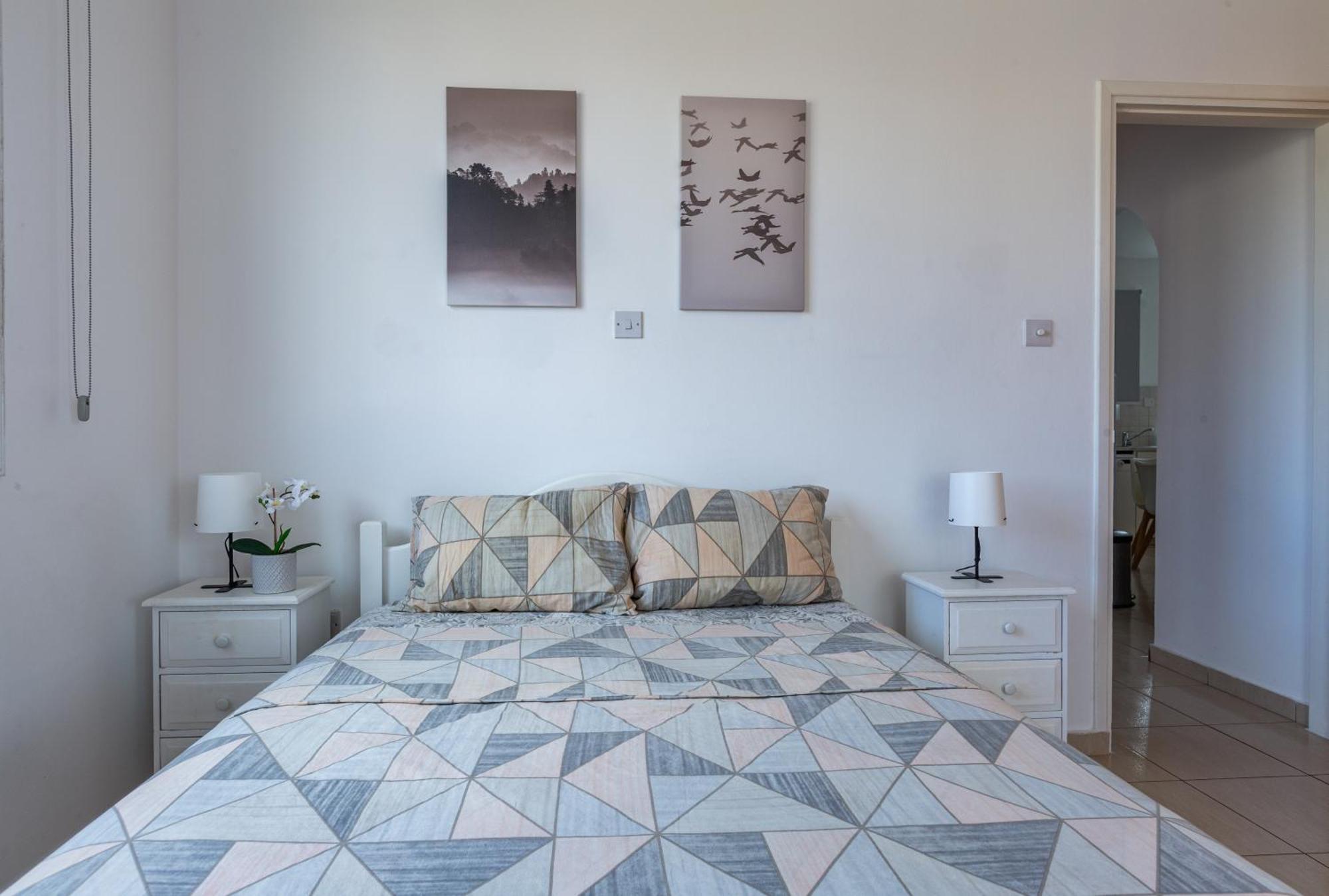 Beautiful 2 Bed Apartment In Paphos Cyprus Eksteriør billede